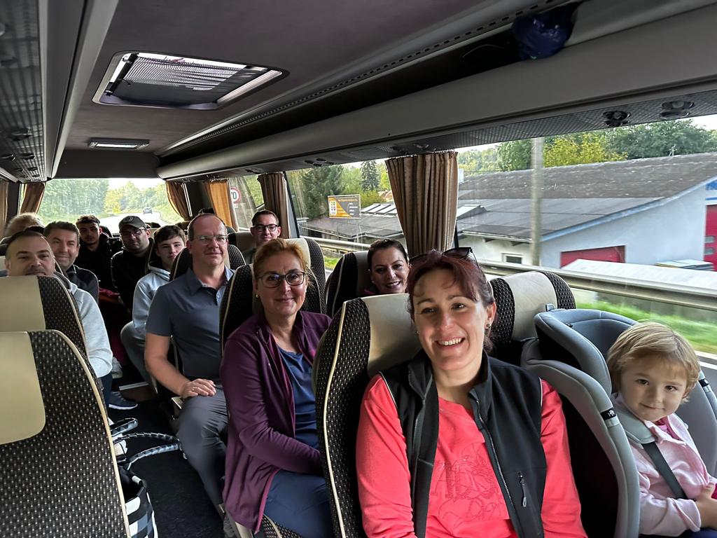 Betriebsausflug-Mercedes-Vazansky-Teamfoto